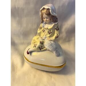 Sitzendorf Porcelain Heart Shaped Box w Girl Feeding Dove Figural C1880
